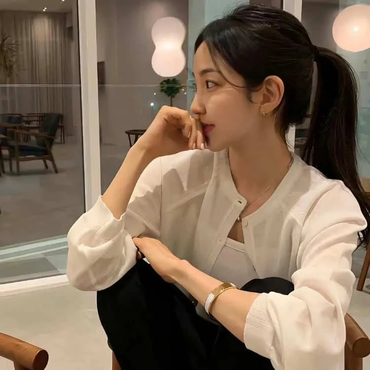 她很漂亮在线观看免费韩剧