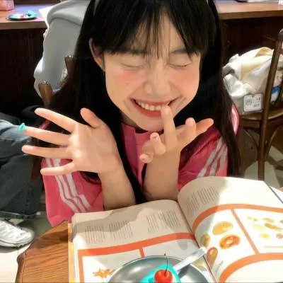 【极致血腥暴力】《杀手阿一》三池崇史无删减原盘：胆小懦弱却能把人劈成两半的变态杀手，感官刺激的天花板